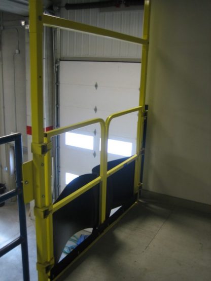 PSDOORS PALLET SAFETY GATE, PSG PCY, in use 3
